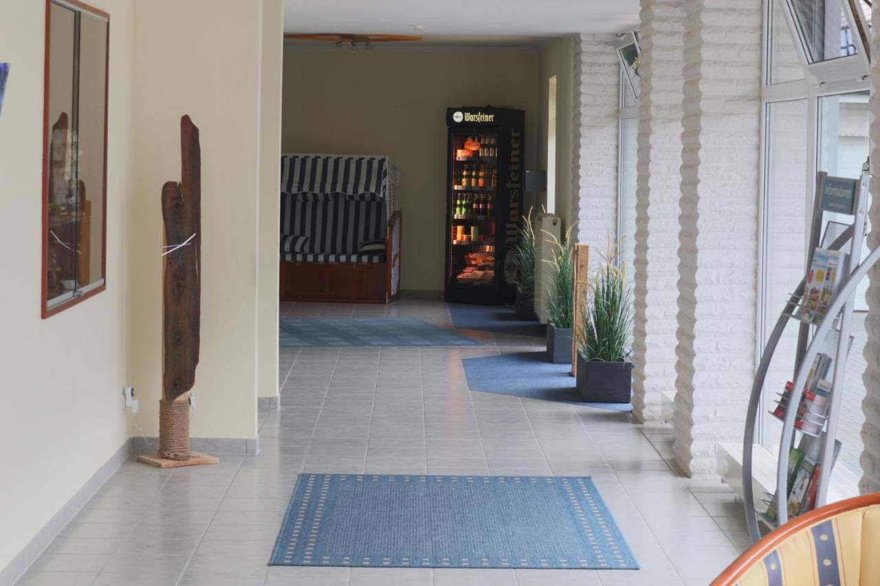 Hotel Am Friesenstrand Tossens Exterior photo