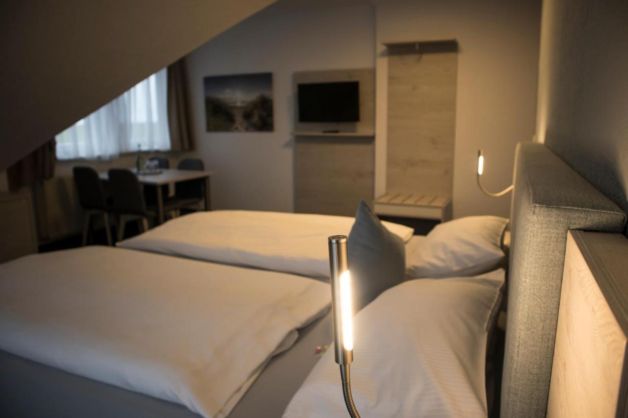 Hotel Am Friesenstrand Tossens Exterior photo